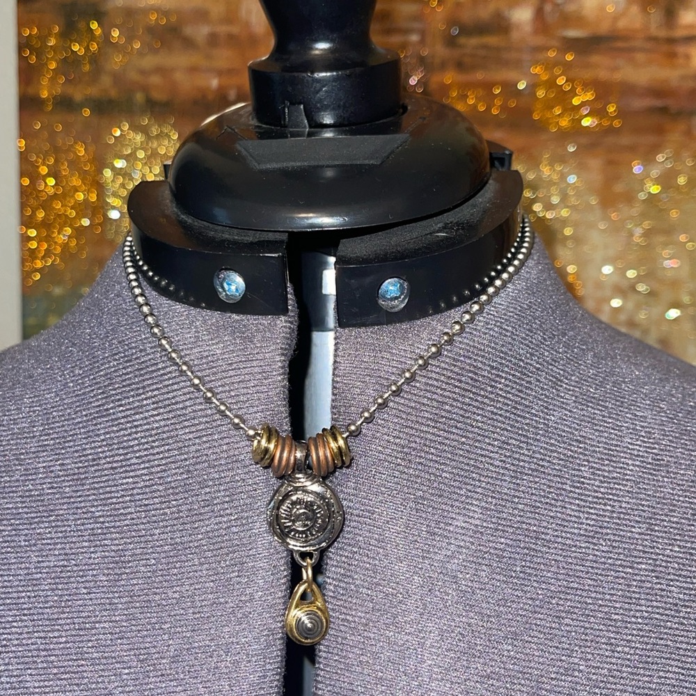Robert Rose costume jewelry, almost brand new. 16” chain